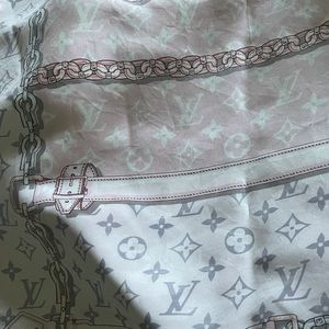 Authentic Louisvuitton Square Silk Scarf